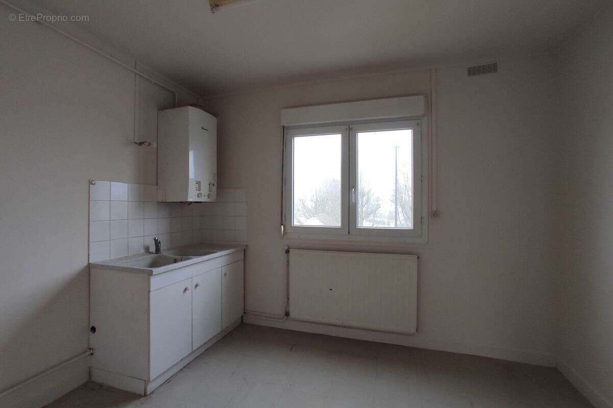 Appartement à MARIGNY-LE-CHATEL