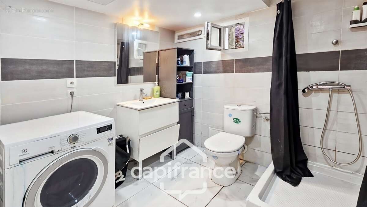  Charmante maison avec sous-sol aménagé et grand jardin à La Ferté-sous-Jouarre ! - photo 12