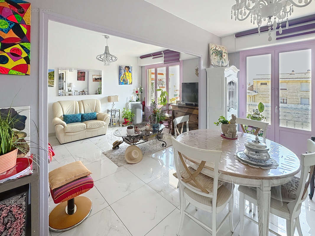 Appartement à NIMES