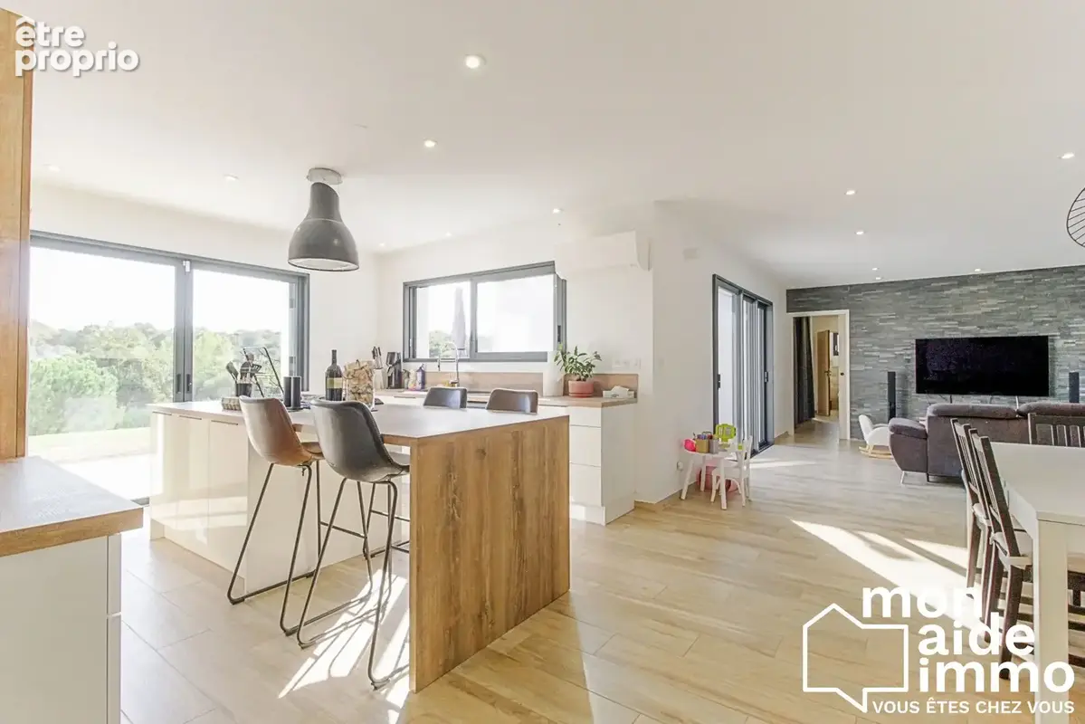 Maison 5 pièces 135 m² à vendre à Aire-Sur-L'adour (40800) - photo 8