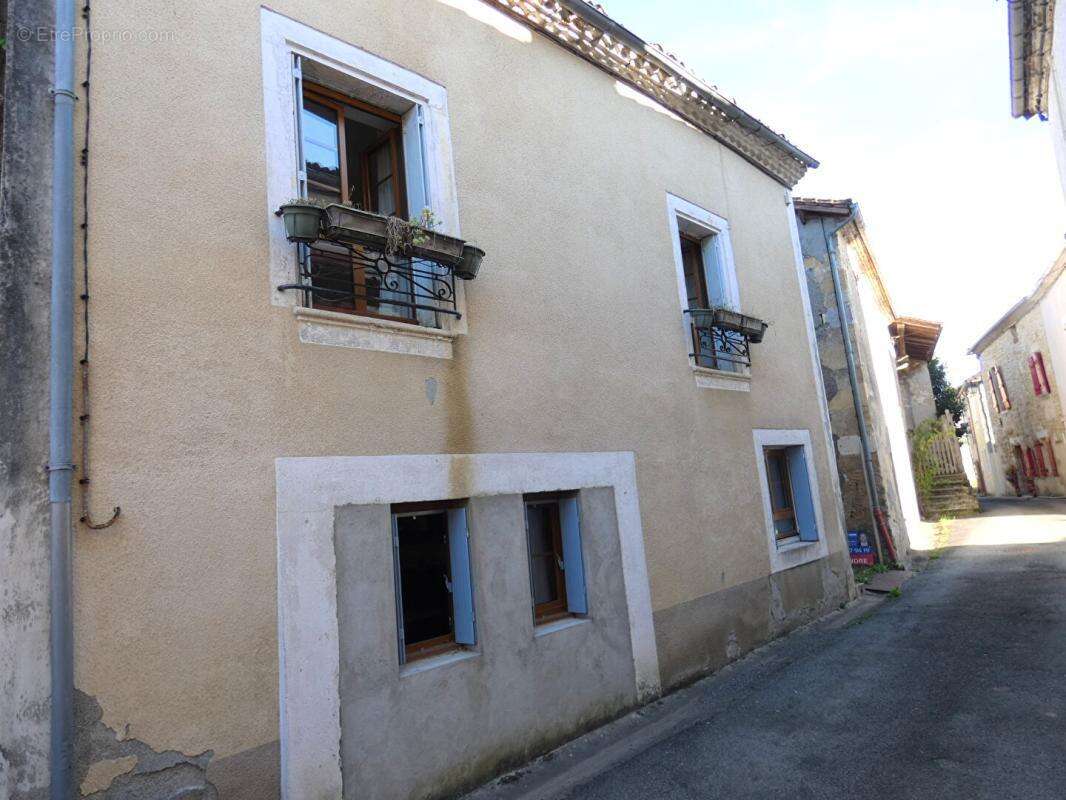 Maison à CORGNAC-SUR-L'ISLE