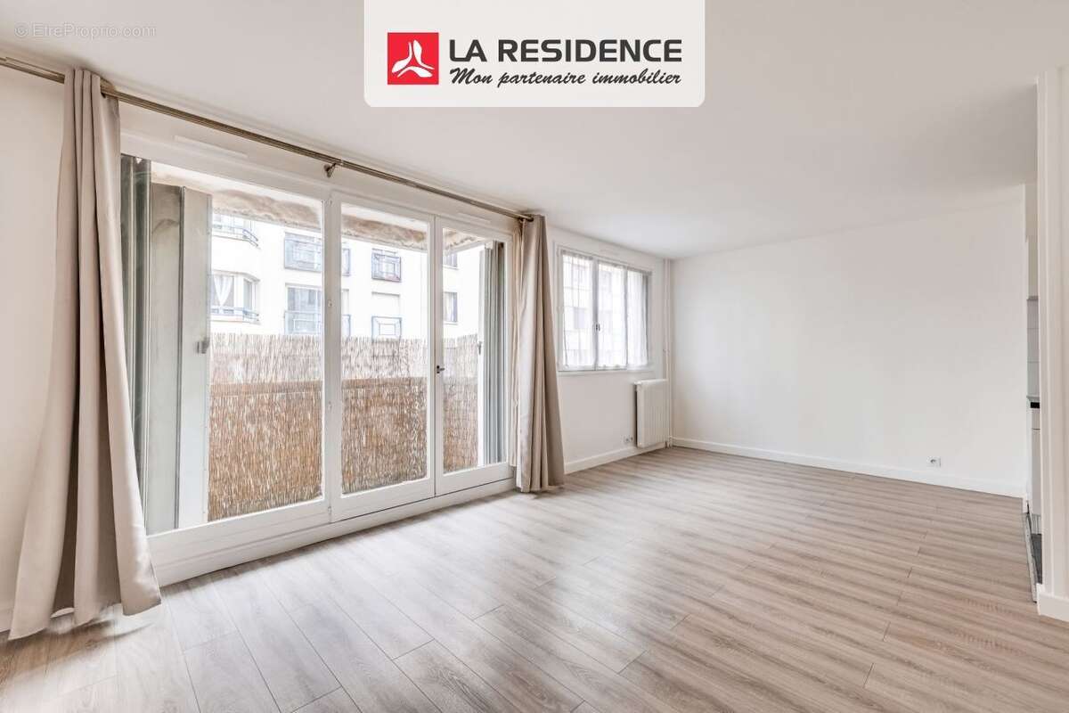 Appartement à PARIS-19E
