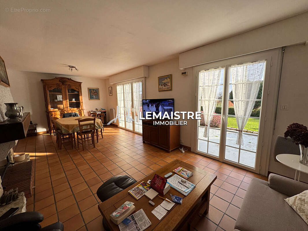 Maison à BEUZEVILLE-LA-GRENIER