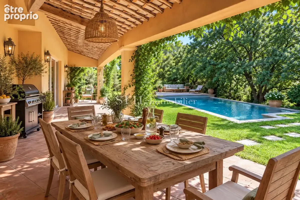 Maison 5 pièces 260 m² à vendre à Plan-De-La-Tour (83120) - photo 2