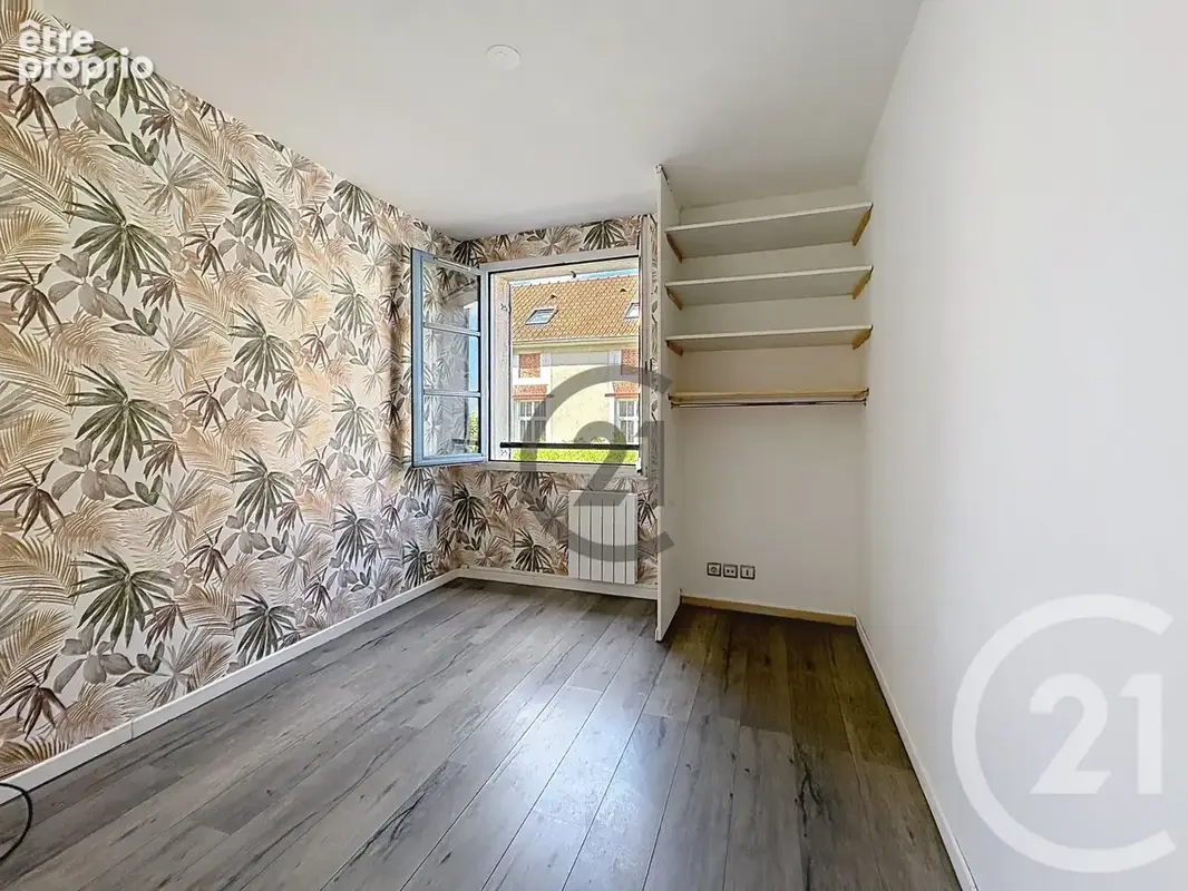 Appartement 3 pièces 63 m² à vendre à Brie-Comte-Robert (77170) - photo 4