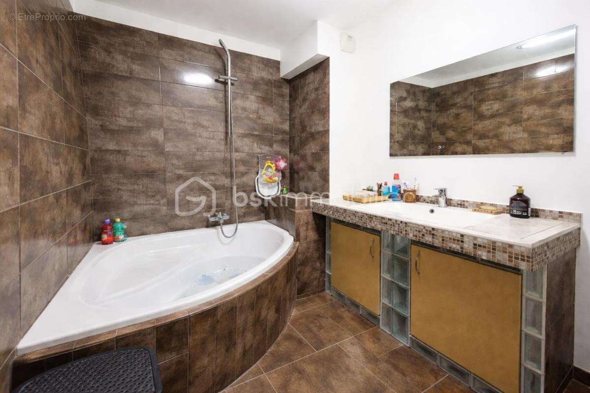 Appartement à NOISY-LE-SEC