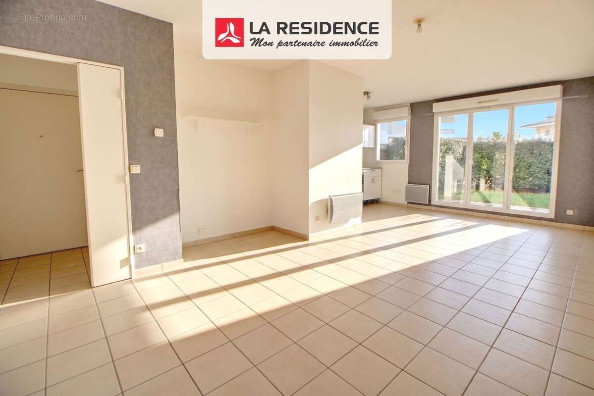 Appartement à VERNEUIL-SUR-SEINE