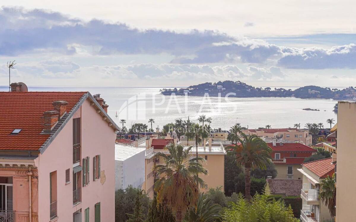 Appartement à BEAULIEU-SUR-MER