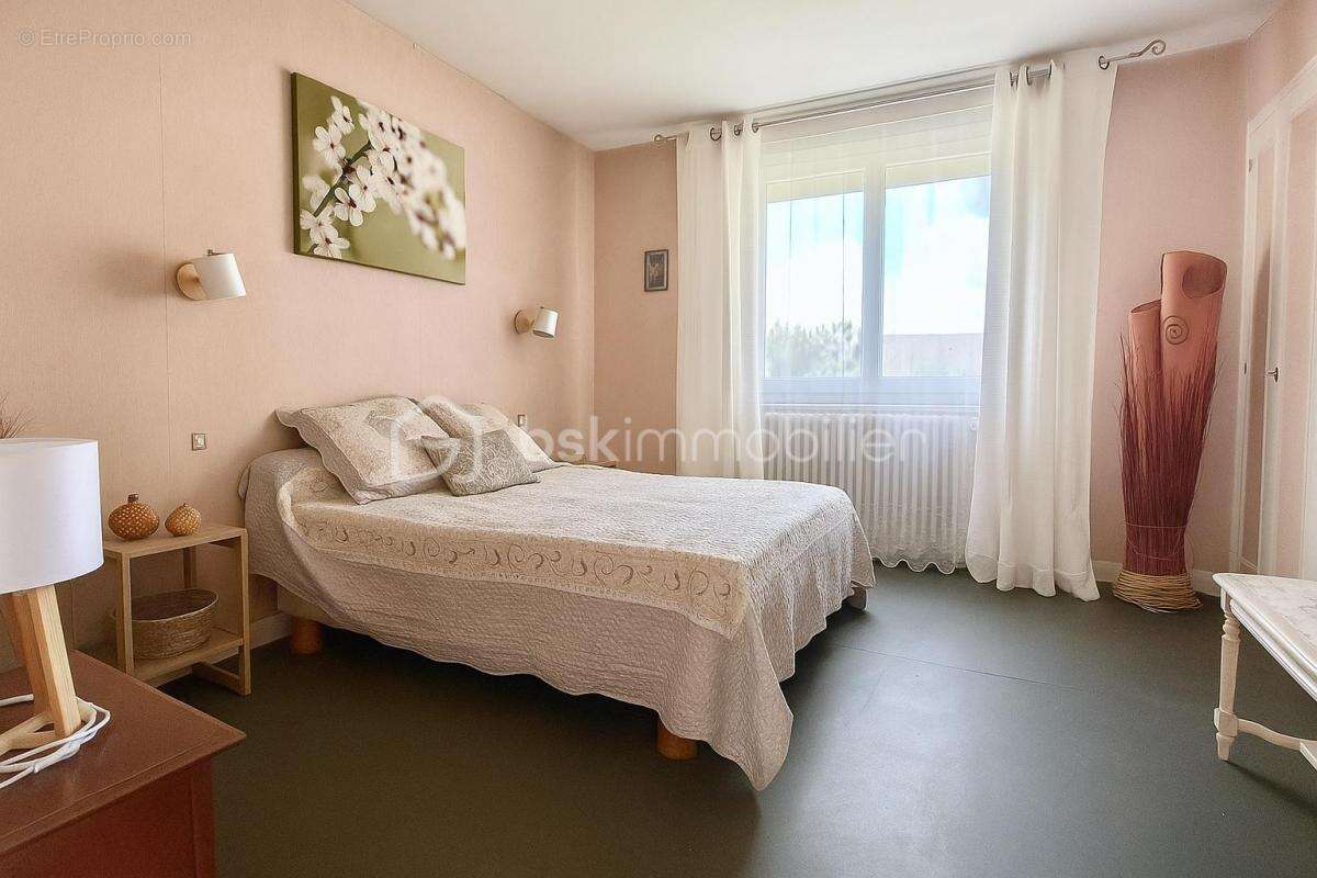 Maison à MORET-SUR-LOING