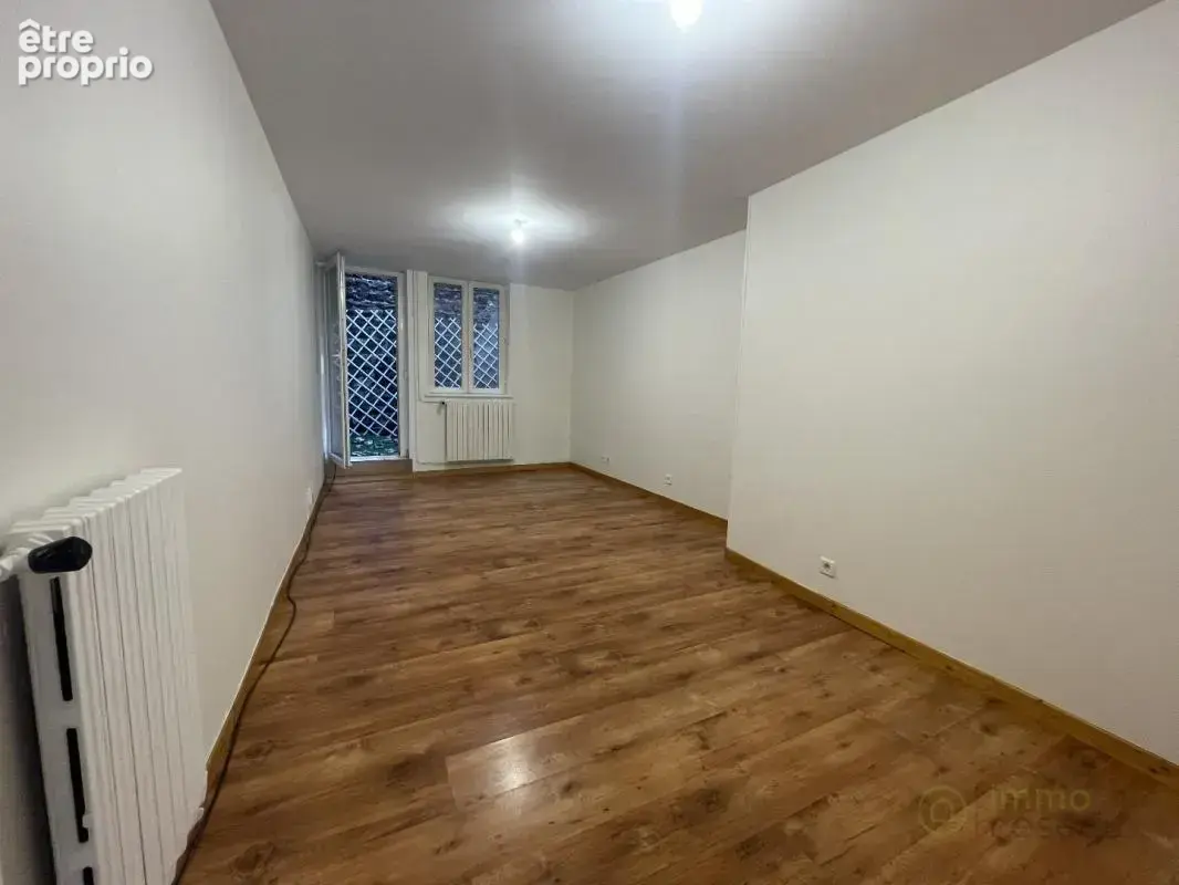 Maison 5 pièces 97 m² à vendre à Mozac (63200) - photo 4