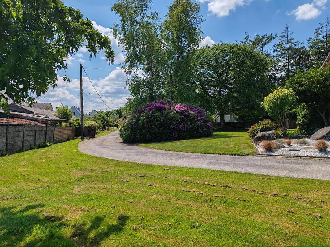 Terrain à PLEYBER-CHRIST