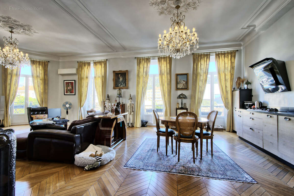 Appartement à TOULON