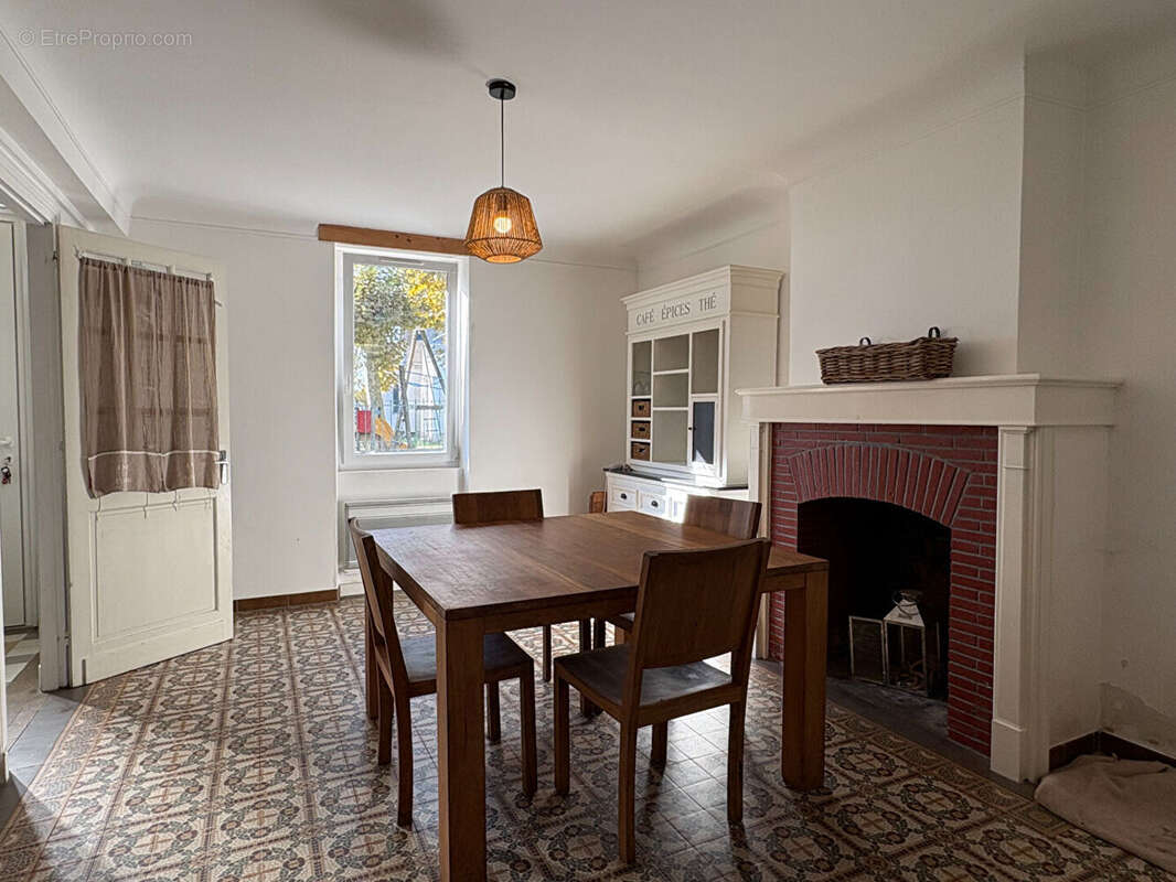 Maison Pontonx Sur L Adour 4 pièce(s) 122 m2 - photo 4