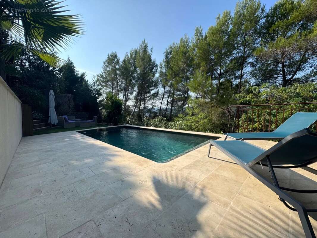 Maison à TARADEAU