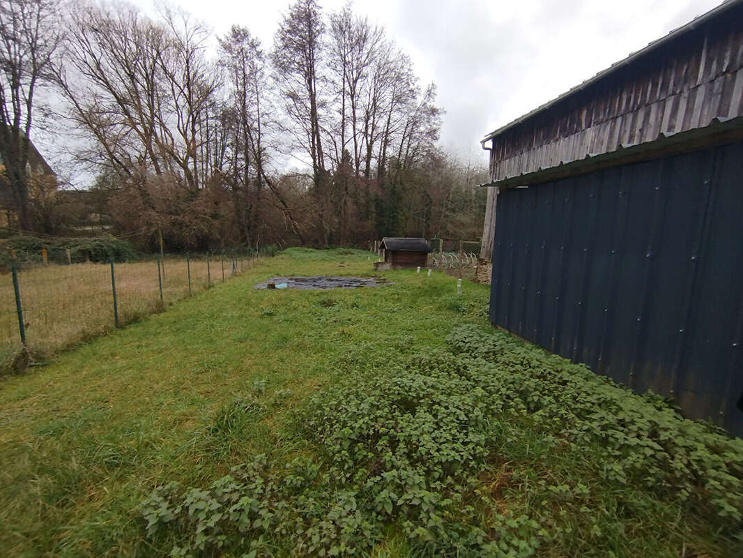 Maison à SEMUR-EN-VALLON