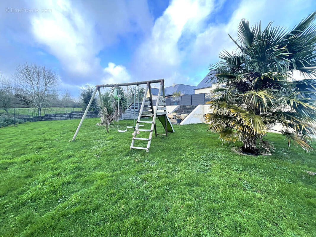 Maison à PLUGUFFAN