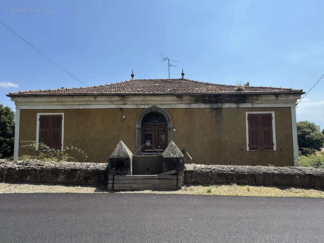 Sermano, maison de maître à rénover - photo 4