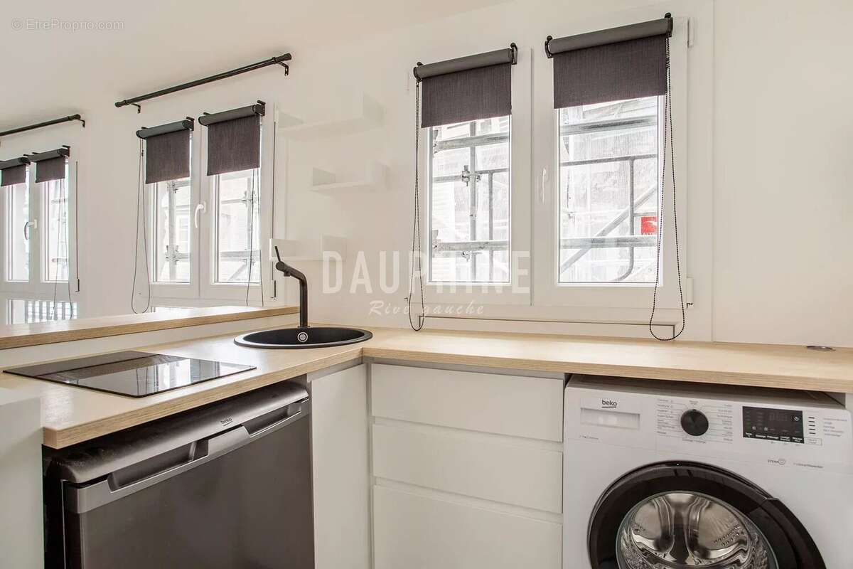Appartement à PARIS-6E
