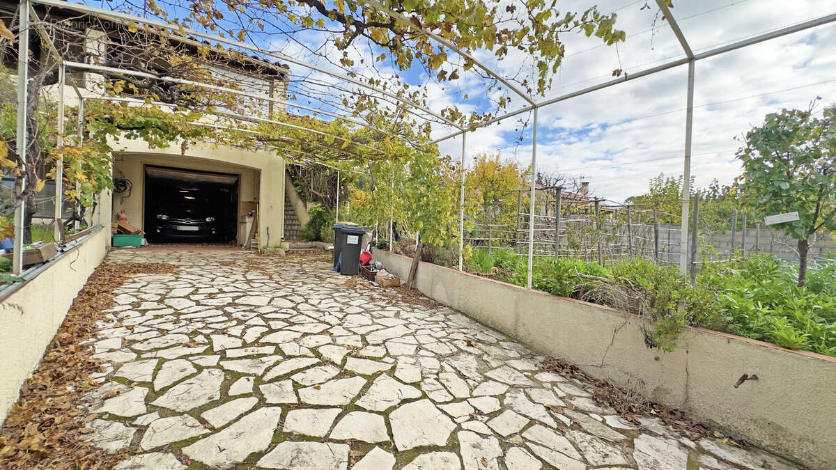 Maison à LA VALETTE-DU-VAR