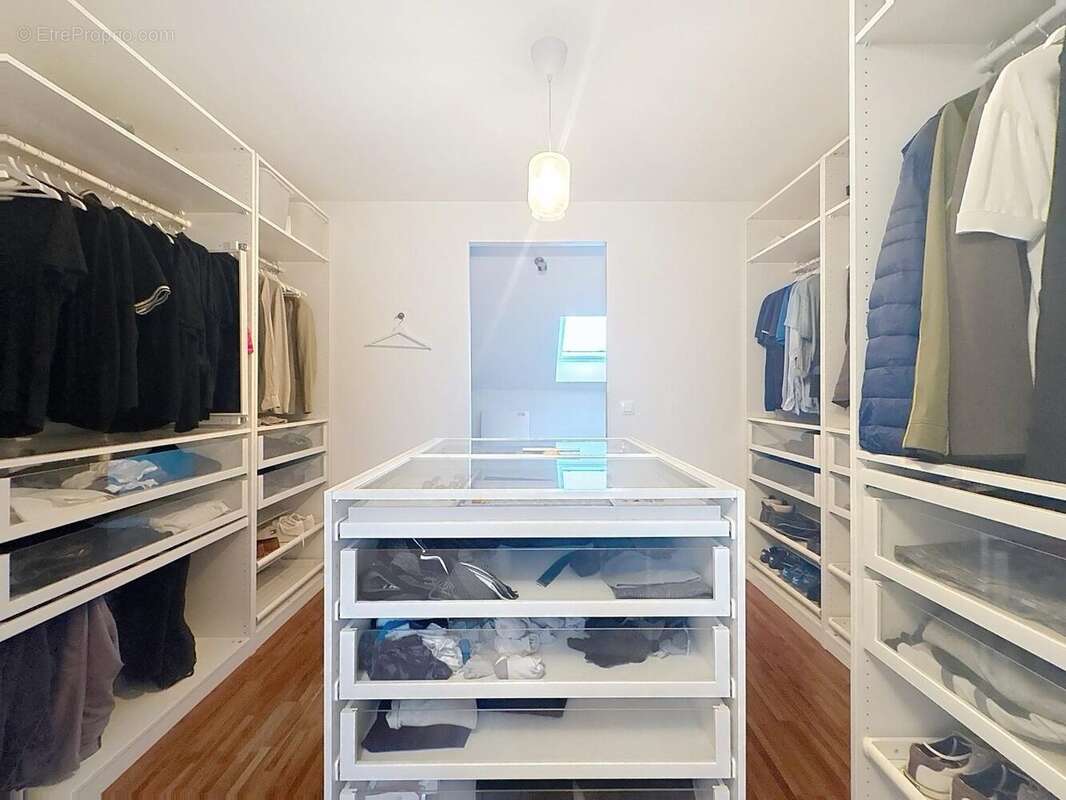 Maison à L&#039;HAY-LES-ROSES