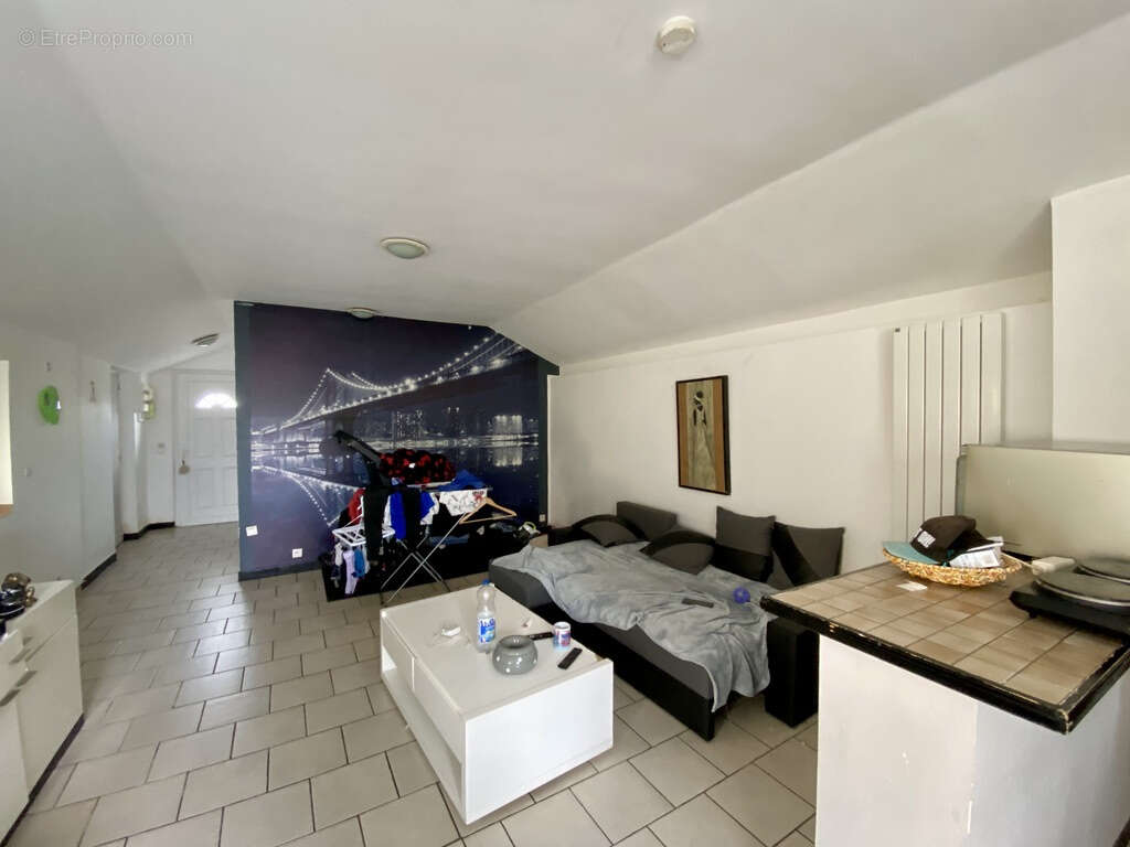 Appartement à FEIGNIES