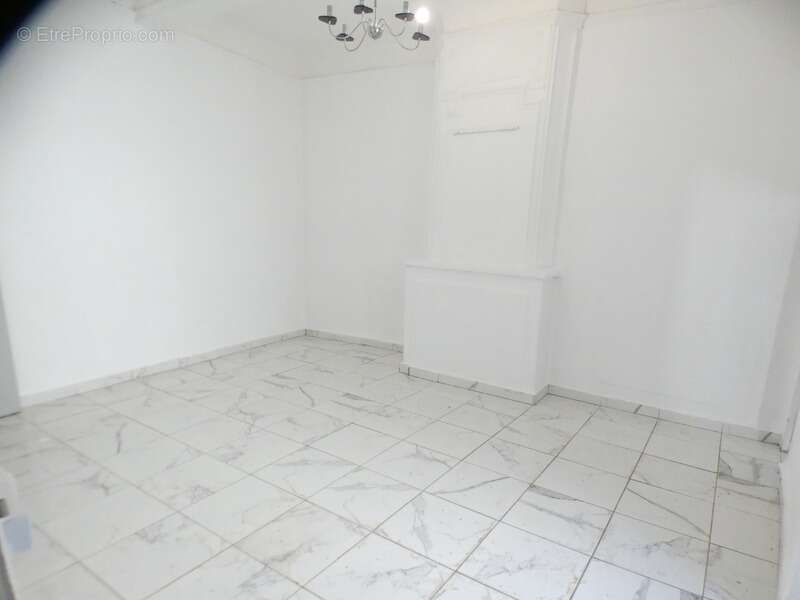 Agde centre ville. Appartement 3 pièces 70 m² - photo 6
