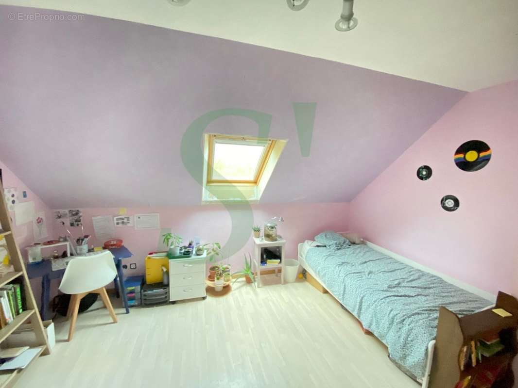 Maison à SAINT-GERMER-DE-FLY