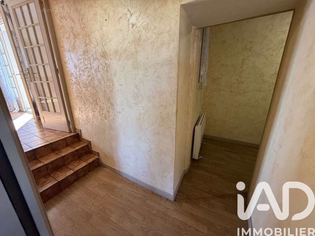 Maison 176 m² à Gourge  - photo 6
