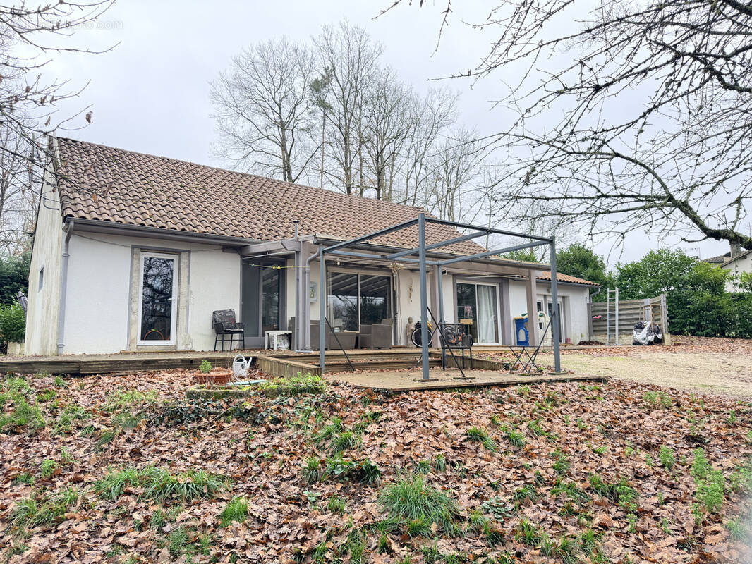 Maison à CHANCELADE