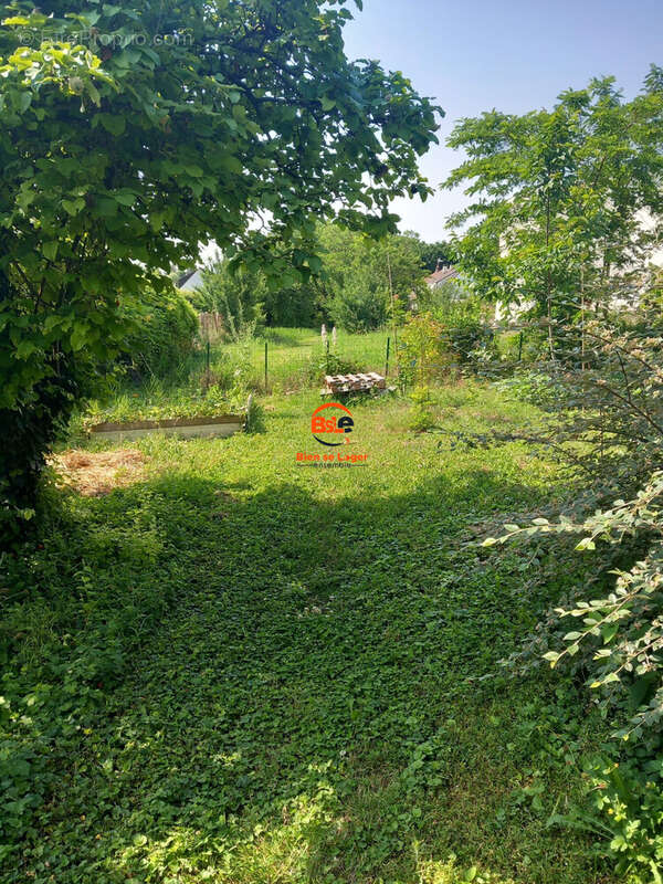 BSLE Agence immobilière Bien Se Loger Ensemble Cébazat -  IMMOBILIER MAISON RIOM 3 CHAMBRES GARAGE  JARDIN - Maison à RIOM