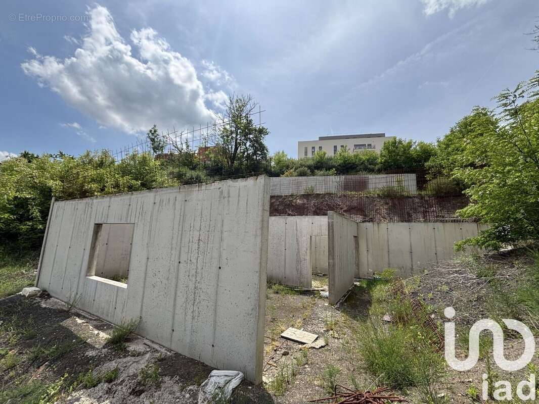 Photo 5 - Terrain à SAINT-GENEST-LERPT