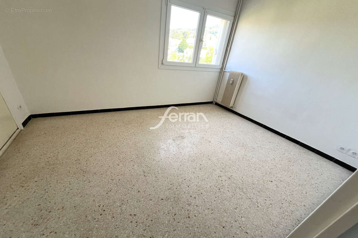Appartement 62 m² à Draguignan  - photo 8