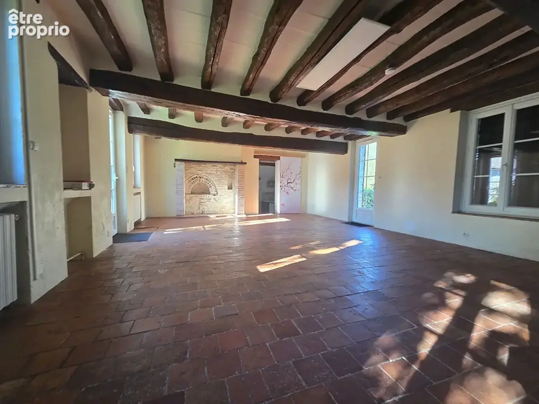 Maison 6 Chambres - 233 m² habitable, sur 1 hectare de terrain avec plan d'eau - photo 2