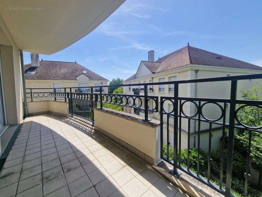 Appartement à VAIRES-SUR-MARNE