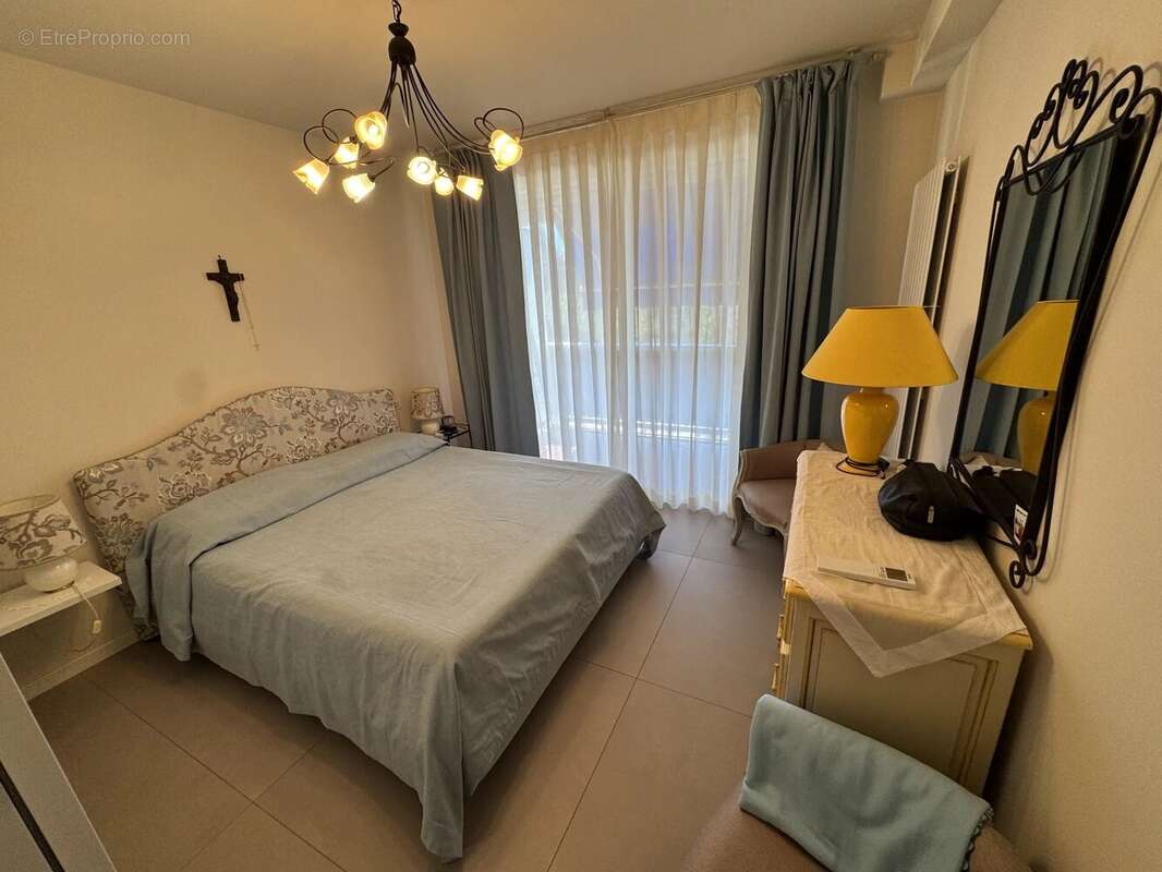Exclusivité Antibes Ilette vue mer trois pièces - photo 7