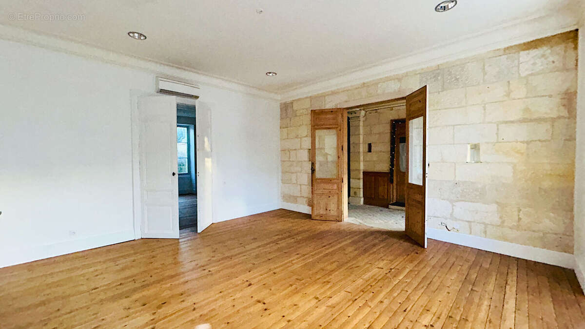 Appartement à JONZAC