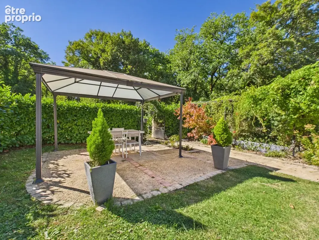 Belle propriété de campagne restaurée avec vues panoramiques et 2,4 hectares - photo 19