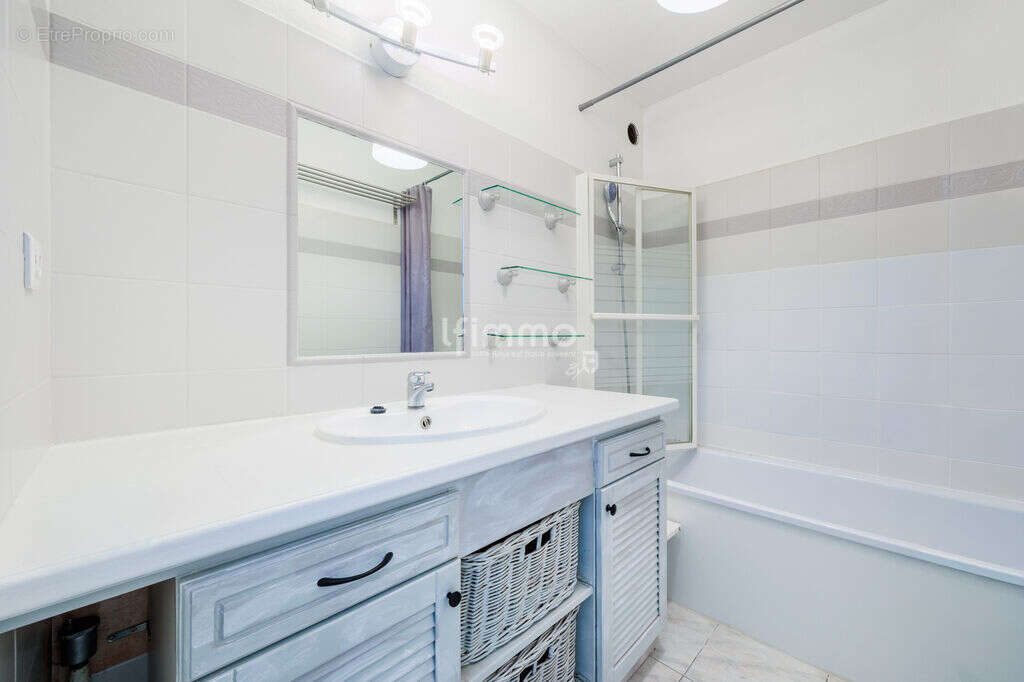 Appartement à MARSEILLE-15E