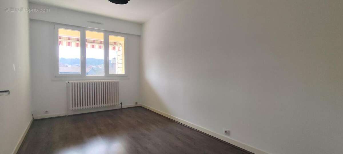 Maison à MEREVILLE