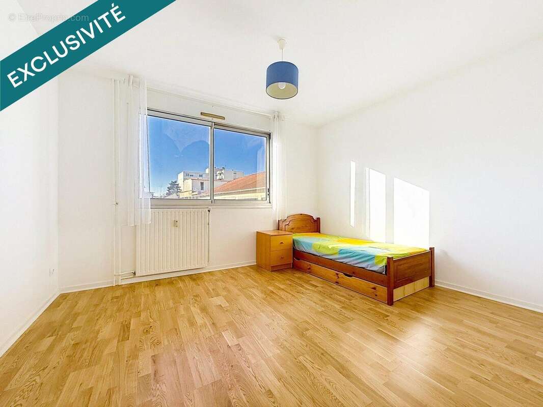 Photo 4 - Appartement à VILLEURBANNE