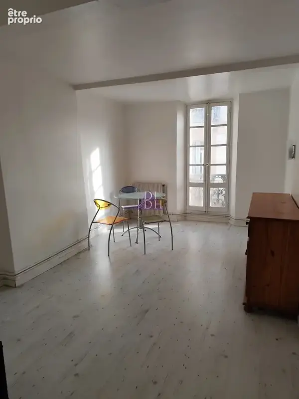 Appartement 3 pièces lumineux de 64 m2 en plein coeur de Hyères - photo 4