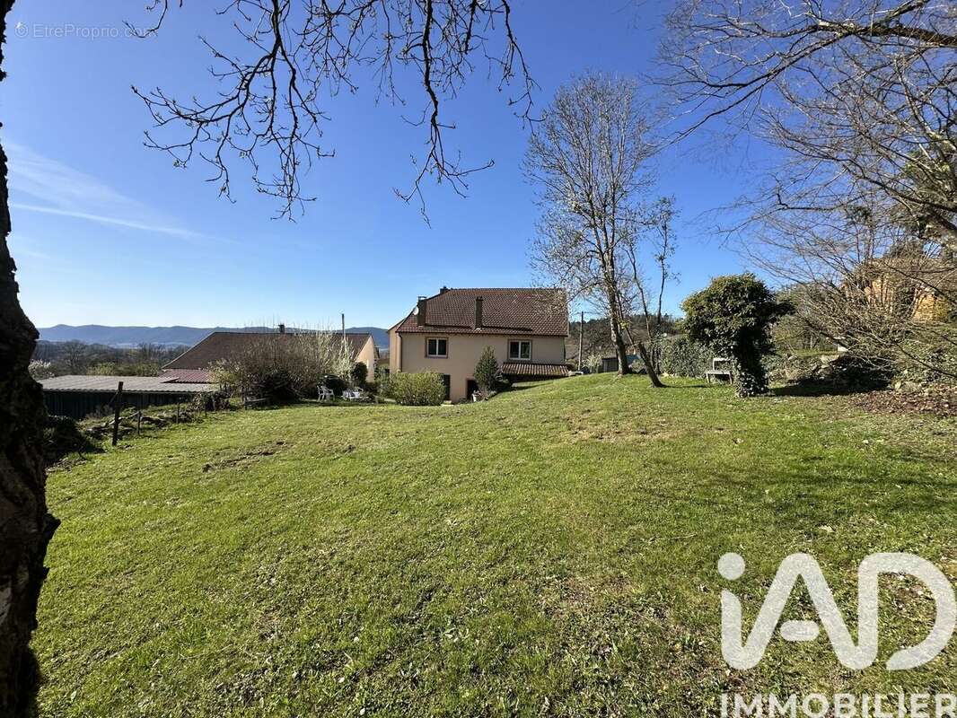 Photo 2 - Maison à LE PUID