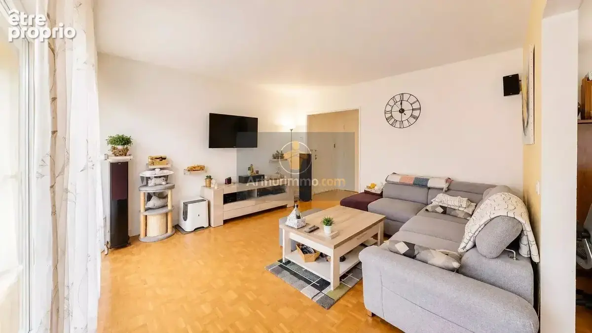 Photo Appartement à Verneuil-Sur-Seine au prix de 200 000€