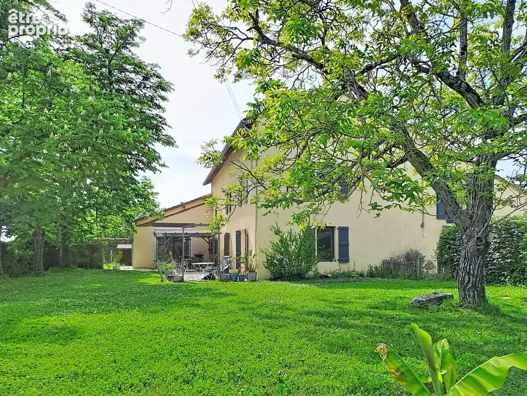 Maison 10 pièces 396 m² à vendre à Gaillac (81600) - photo 2