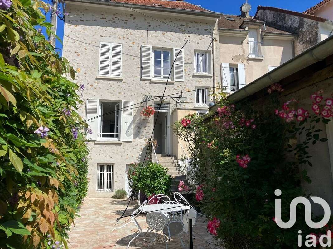 Photo 3 - Maison à REBAIS