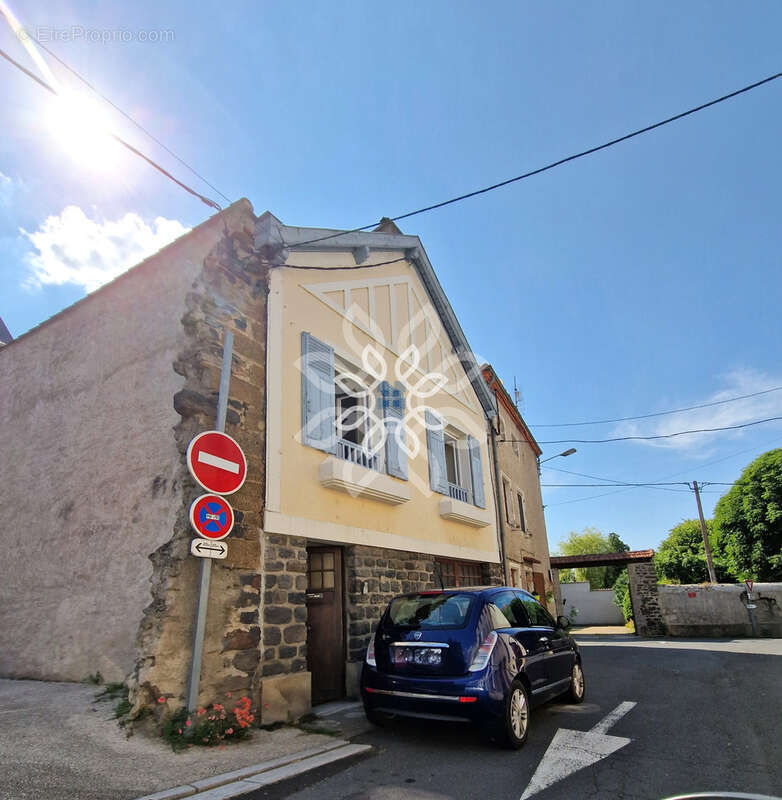 Maison à BRIOUDE