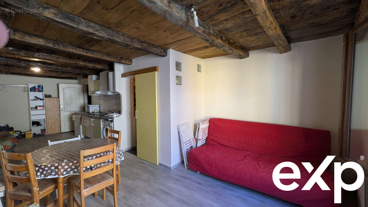 Appartement à VEYNES