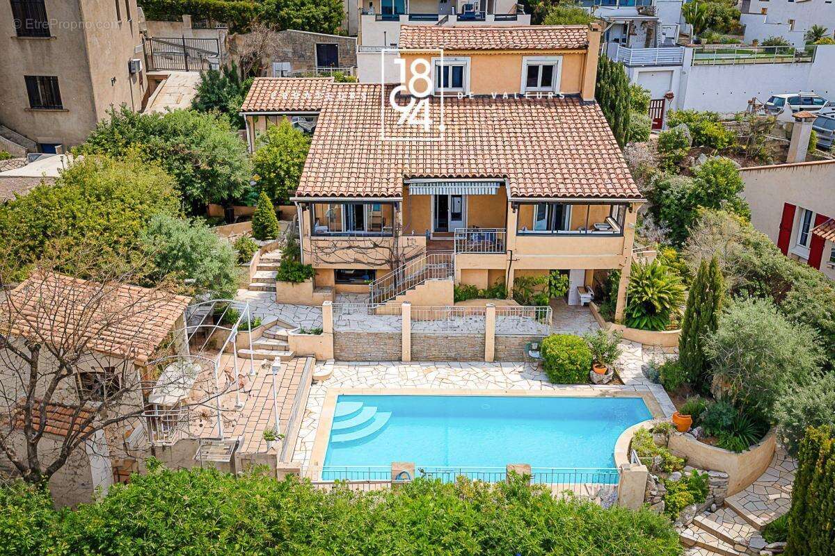 Maison à SAUSSET-LES-PINS