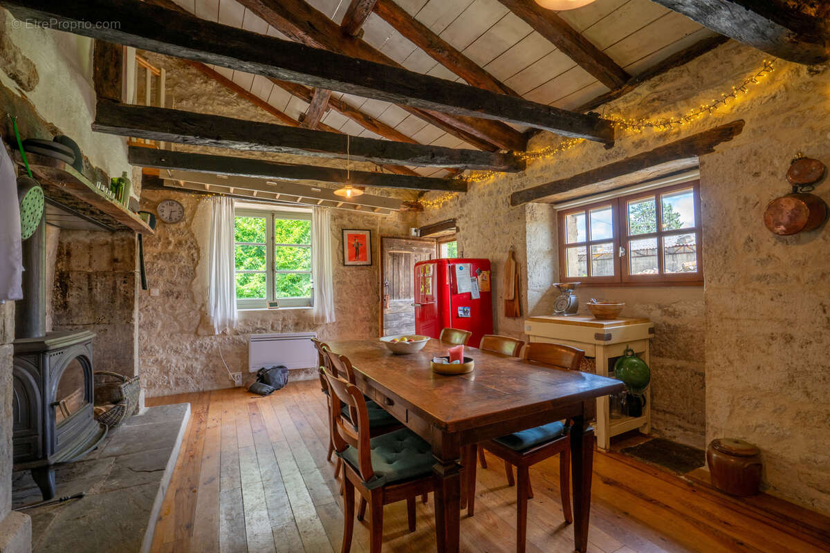 Maison à BAGAT-EN-QUERCY