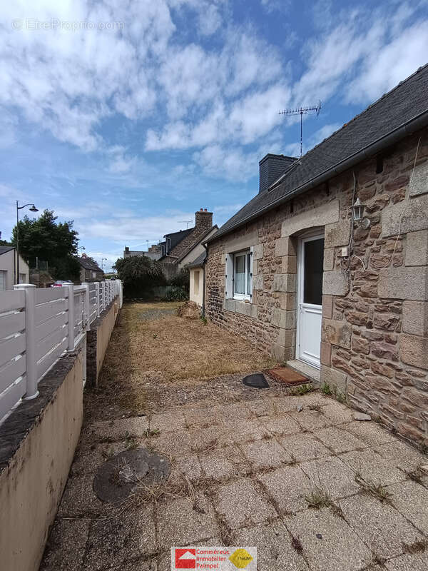 Maison à QUEMPER-GUEZENNEC